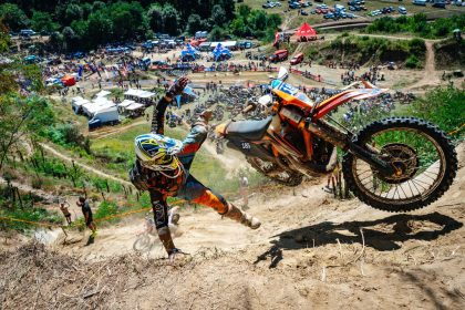 Autobuze pentru spectatorii de la Red Bull Romaniacs