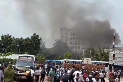 Avion prabusit peste o scoala 20 de morti