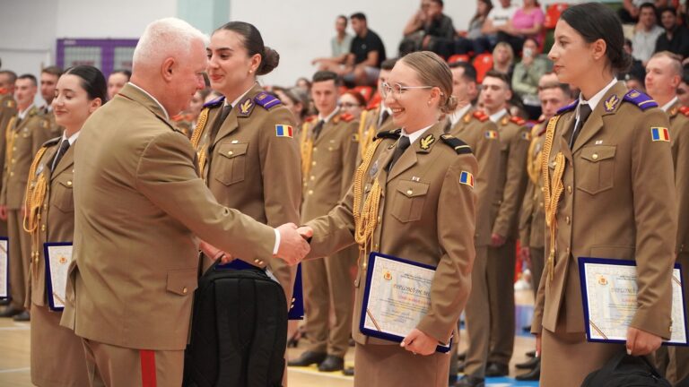 Ceremonie emotionanta la AFT Sibiu studenti si parinti
