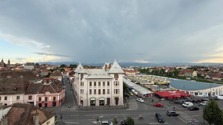Cod portocaliu de grindina si vijelie in Sibiu