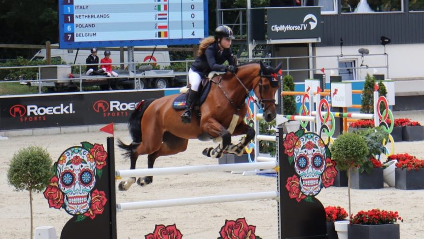 Echitatia sibiana in galop spre Europa Ilinca Daria Celia si Ruxandra performante remarcabile in Germania