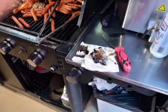 Jaf alimentar in Romania Firme sanctionate pentru mizerie