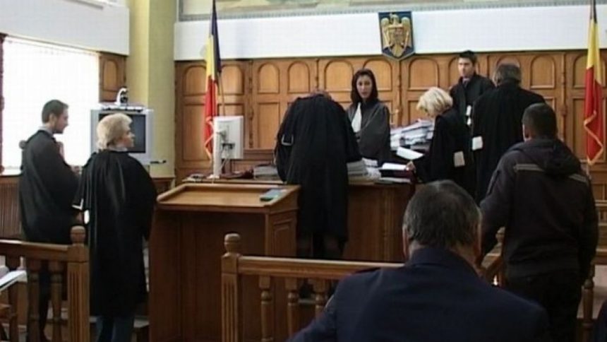 Nicusor Dan doreste eliminarea reincadrarii judecatorilor pensionati