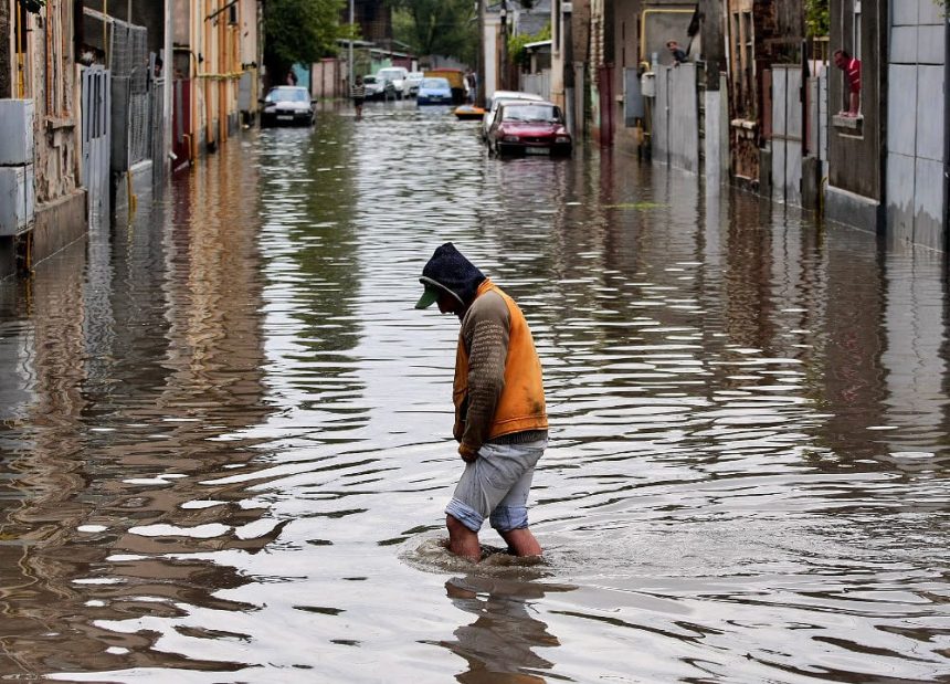 Pericol de inundatii pe raurile din Sibiu