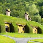 S a inchis Casa Hobbitilor lacat pe obiectivul turistic din Sibiu
