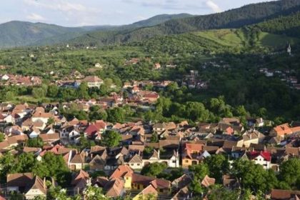 Saliste Cercetat penal pentru apropierea de sotie