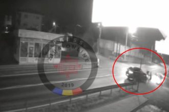 Scene socante la Talmaciu Tineri loviti de o masina