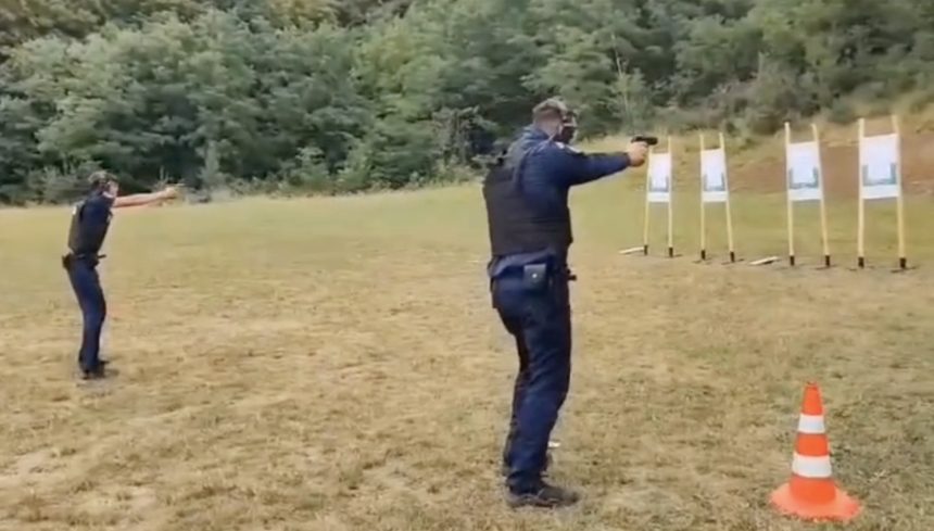 Schimb de generatii la Politia Sibiu 33 de agenti noi