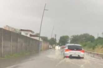 Strada din Sibiu inundata dupa ploaia de marti