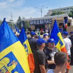 Zeci de silvicultori din Sibiu protesteaza in Capitala