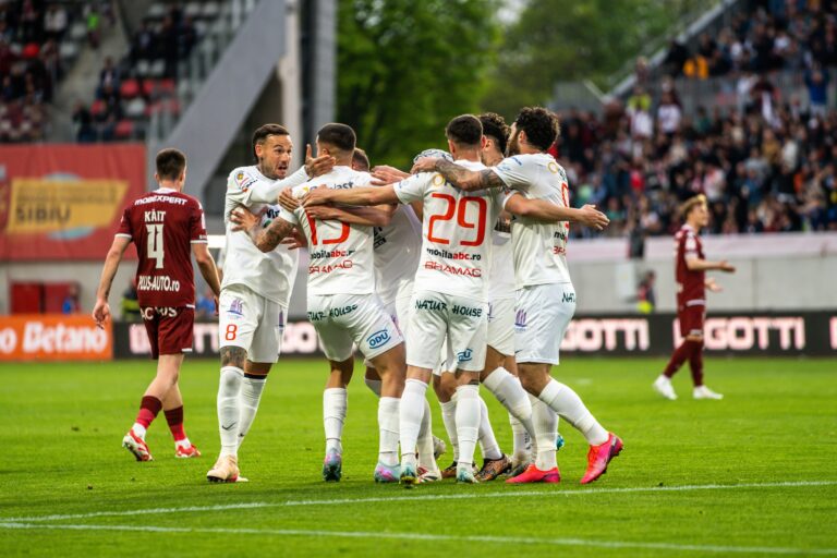 teama cea mai mare a antrenorului de la fc hermannstadt