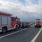 Accident cu victime pe autostrada Sibiu Deva fata de 14 ani salvata din masina