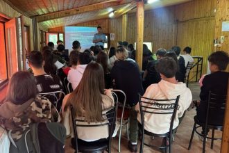 Adolescenta fara delincventa Jandarmii sibieni ofera lectii anti bullying