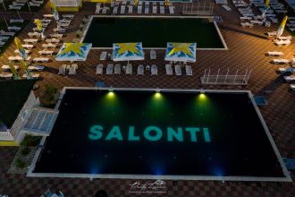 Balul Strugurilor la Drasov Puiu Codreanu aduce petrecerea anului