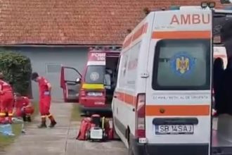 Barbatul si copilul electrocutai la Cara au decedat