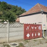 Casa confiscata de stat licitatie in Slimnic pret bun