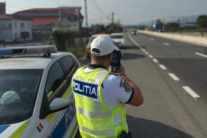 Controale pe banda rulanta in judet IPJ Sibiu foloseste radarul TruCAM II