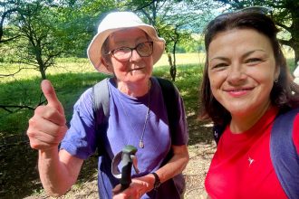Curajul de a ramane tanar profesoara din Sibiu la 80 de ani