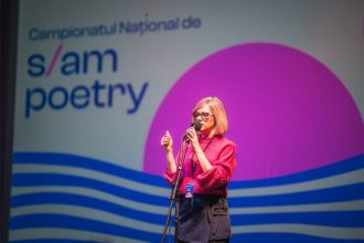 De la scena din Sibiu la Berlin si Africa de Sud Campionatul National de Slam Poetry 2025