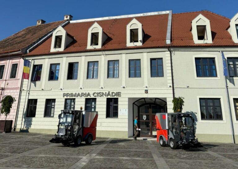 Doua noi utilaje vor curata strazile din Cisnadie