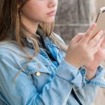 Escrocherie la Sibiu fetita inselata si santajata de un angajat Instagram