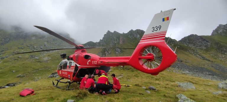 Fetita salvata cu elicopterul de la Balea Lac