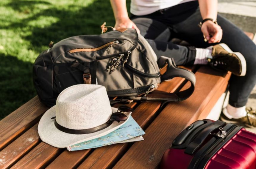 Geanta de voiaj sau trolerul cand alegi flexibilitatea