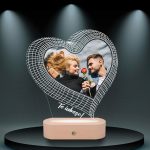 Lampa LED personalizata cu fotografie un cadou ce lumineaza iubirea