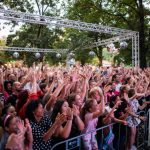 Patru seri cat o vara Sibiul aduce artisti in parc