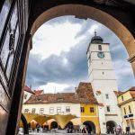 Primaria liciteaza reabilitarea Turnului Sfatului Orologiul va fi restaurat