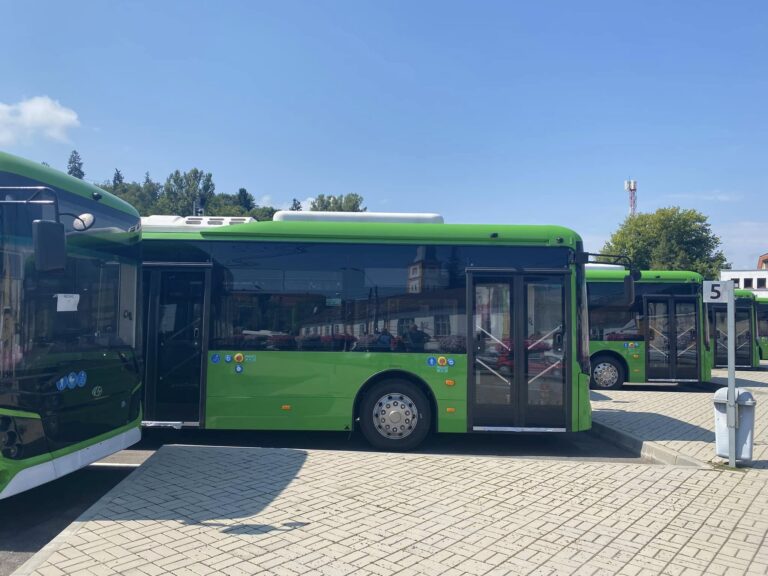Primele autobuze electrice din proiectul ADI Nord Trans au ajuns in Medias