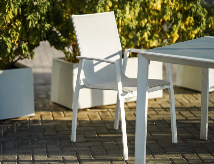 TOP 7 criterii pentru alegerea pavajului terasei tale