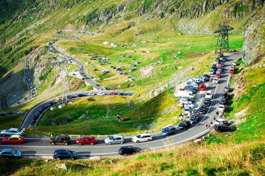Traficul rutier pe Transfagarasan se inchide temporar