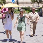 Val de caldura moderata temperaturi stabile si putine ploi