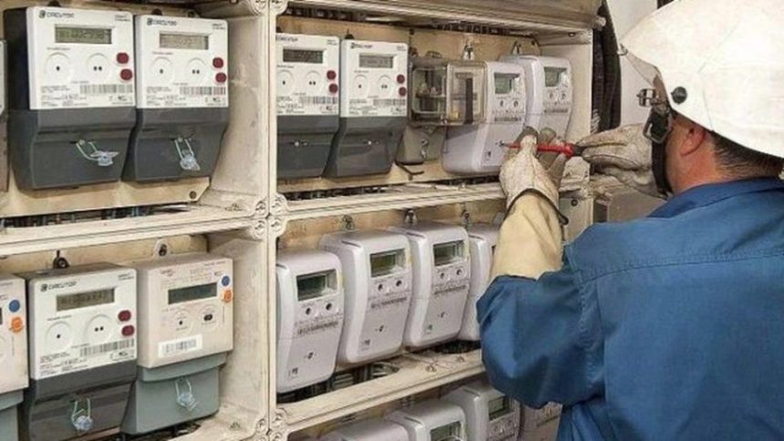 nereguli grave la furnizorii de energie amenzi de 370000 lei