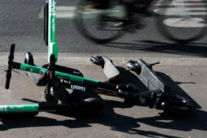 Accident grav la Sibiu copil ranit cu trotineta