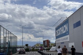 Accident in parcarea Shopping City Selimbr