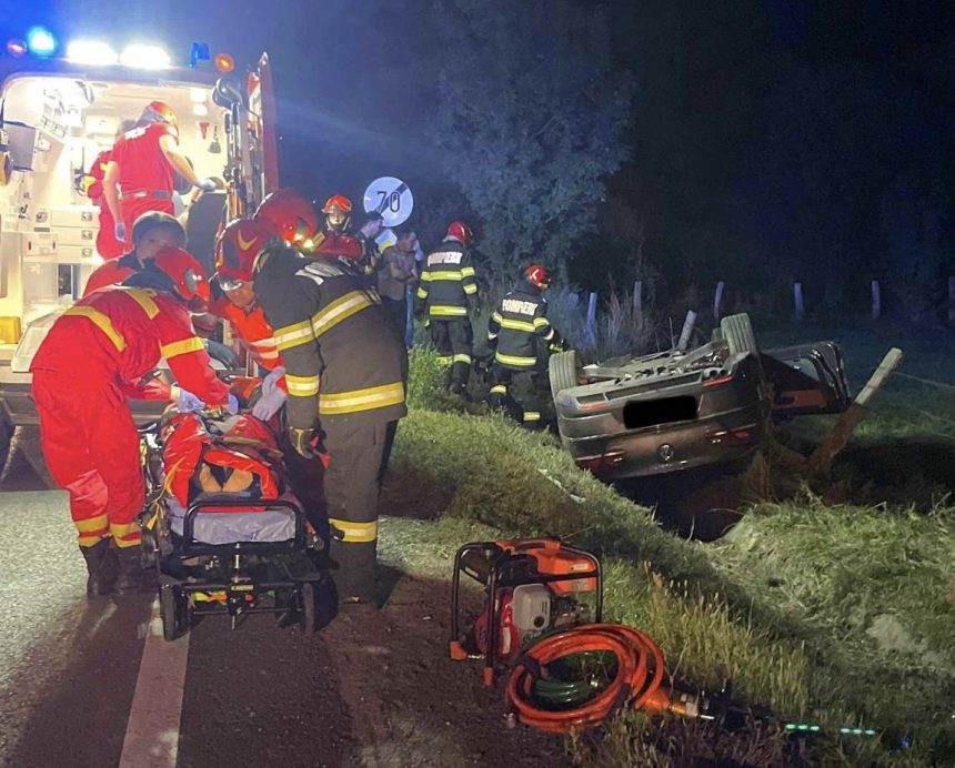Accident pe DN1 la Scoreiu doua persoane ranite