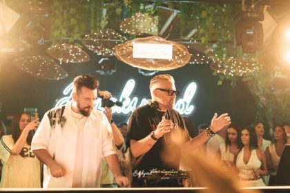 Cand Dirty Nano mixeaza Sibiu danseaza noaptea aceasta