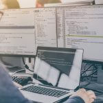 Ce risti expunandu ti IP ul si adresa de Internet