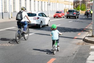 Clipuri virale pentru siguranta biciclistilor in Sibiu