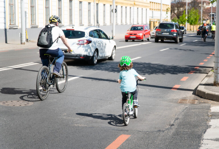 Clipuri virale pentru siguranta biciclistilor in Sibiu