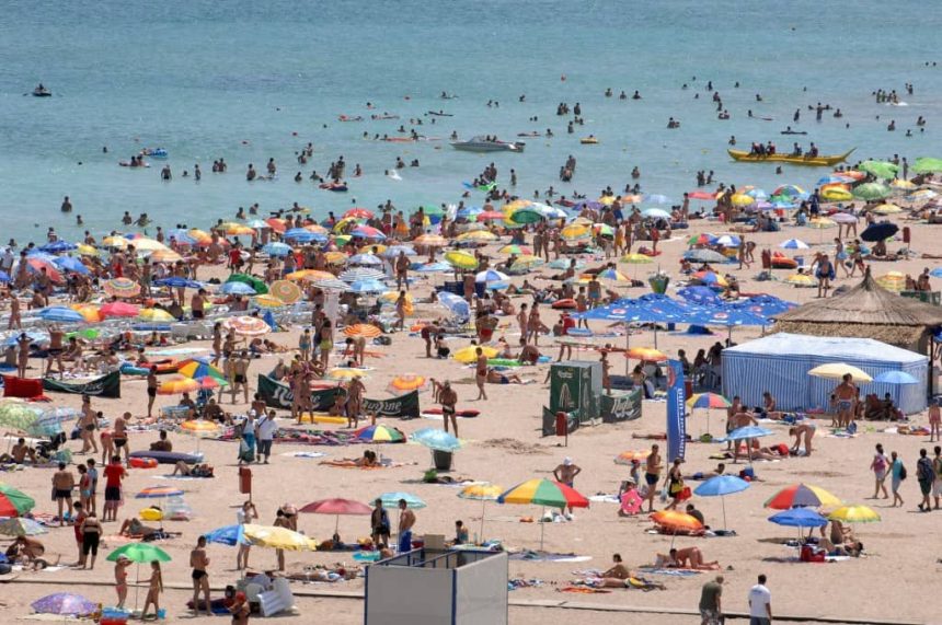Controale pe litoral amenzi si localuri inchise