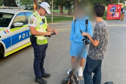 Copiii pe trotinete chemati la ordine poliia intervine