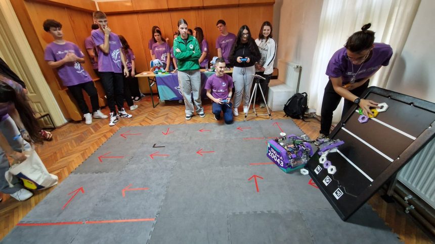 De la roboi la dresaj canin 300 de vizitatori in Media