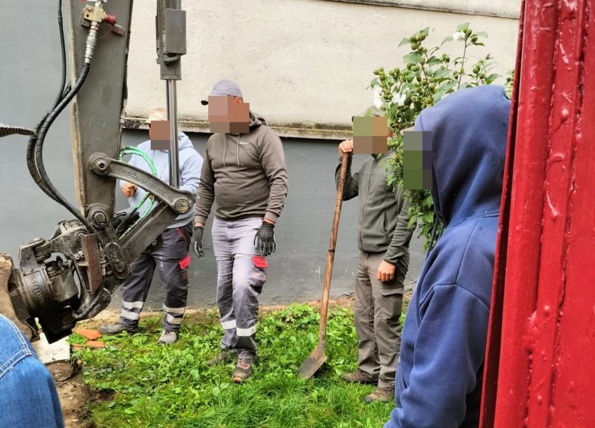 Doi vecini se cearta pe un terren in Turnisor