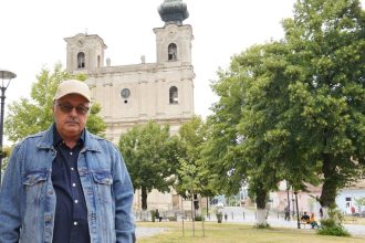 Dumbraveni orasul cu biserica ce ascunde inima preotului