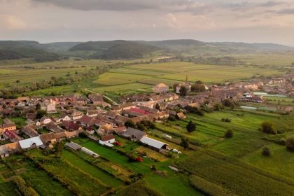 Efectul restructurarilor Guvernului Bolojan 11 primarii din Sibiu risca disparitia