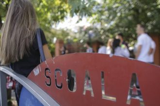 Email anonim ameninta uciderea elevilor scolile in alerta