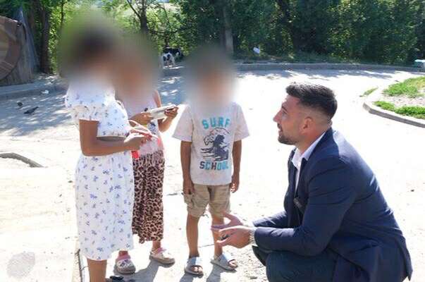 Inceput de an scolar energic Subprefectul Giubega sustine sportul pentru copii